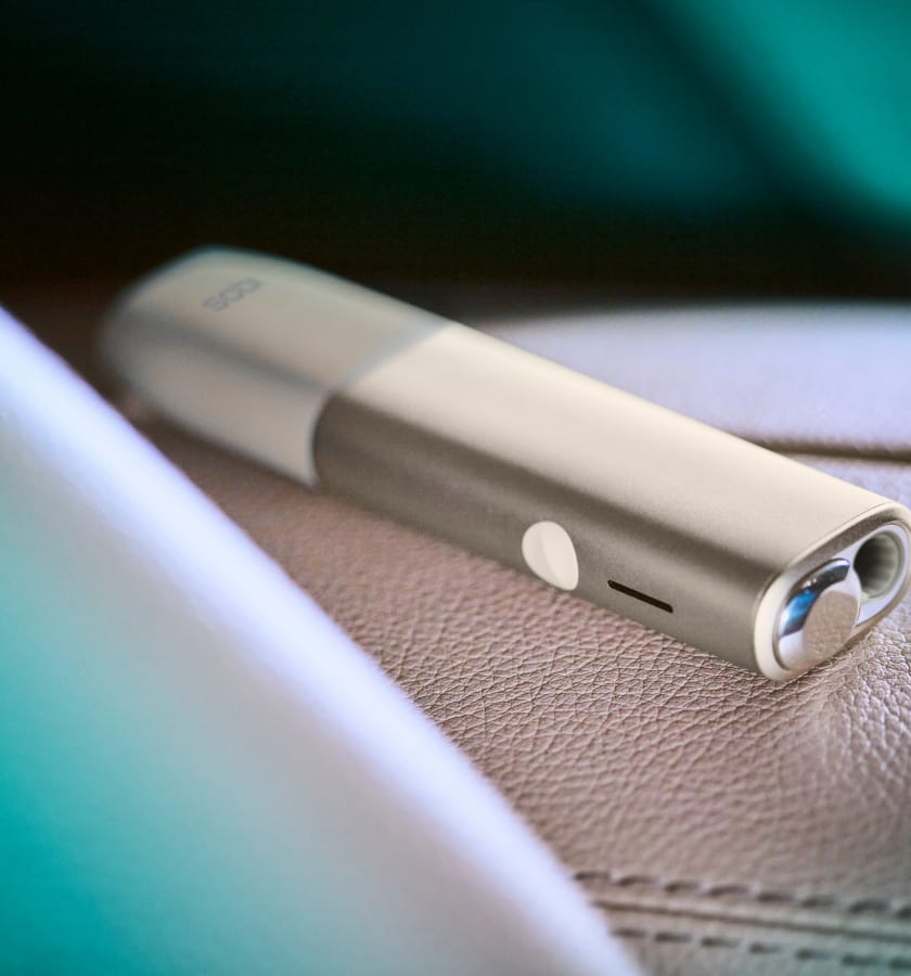 IQOS ILUMA ONE w kolorze Pebble Beige
