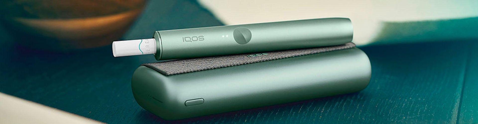 Podgrzewacz tytoniu IQOS ILUMA PRIME w odcieniach zieleni z wkładem tytoniowym TEREA